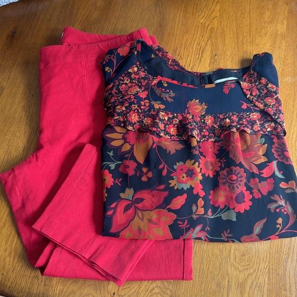LOFT Floral Ruffled Blouse - Picture 6 of 6